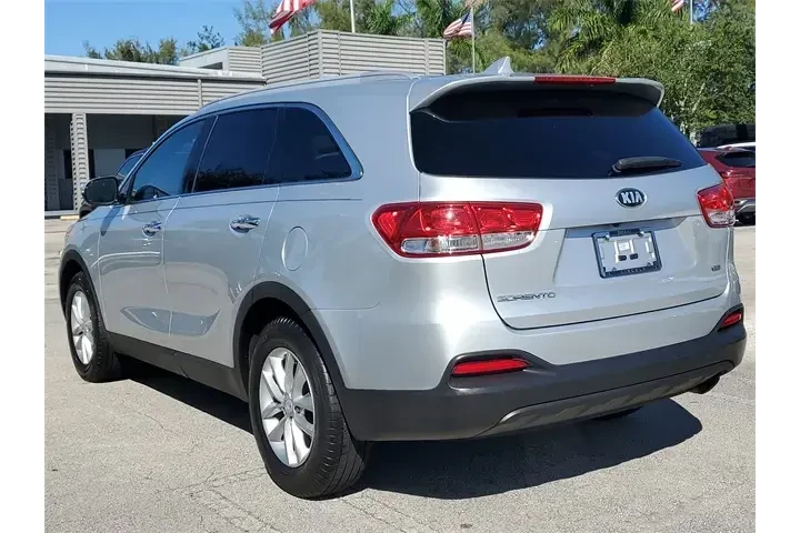 $10490 : Kia Sorento 2018 L 4dr SUV image 5