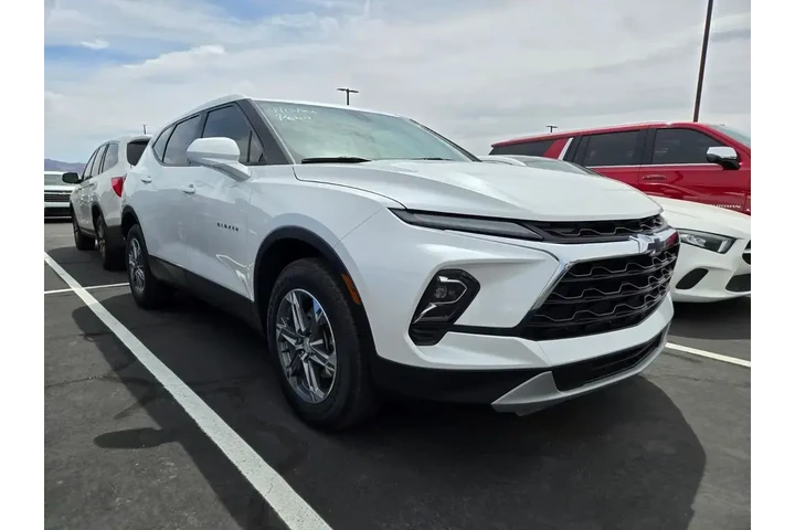 $26991 : Chevrolet Blazer 2023 LT 4dr image 1