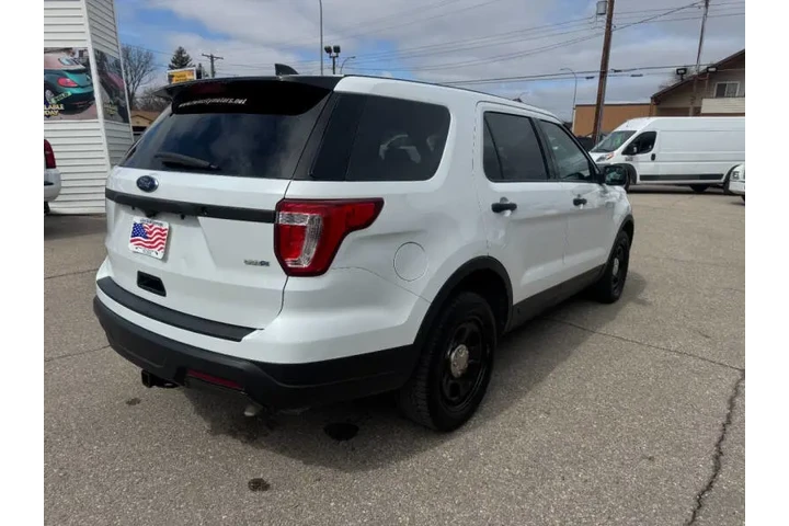 $11990 : 2019 Explorer Police Intercep image 7
