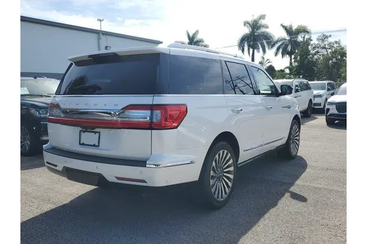 $32990 : Lincoln Navigator 2019 4x4 R image 6