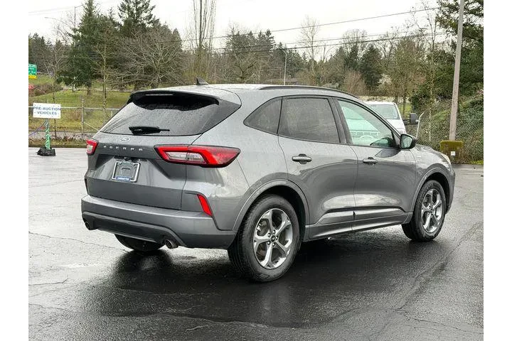 $19995 : Ford Escape 2024 ST-Line 4dr image 3