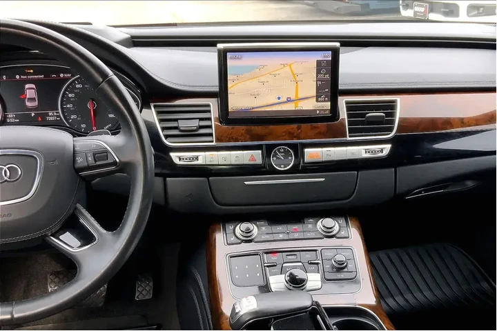 $22588 : Audi A8 L 2015 AWD 4.0T quat image 6