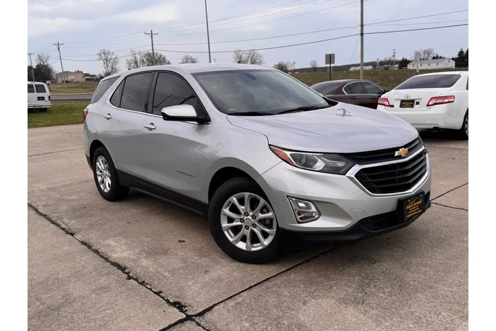 2018 Equinox LT 2WD image 3
