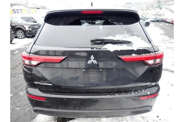 $18290 : Mitsubishi Outlander 2022 AW image 4