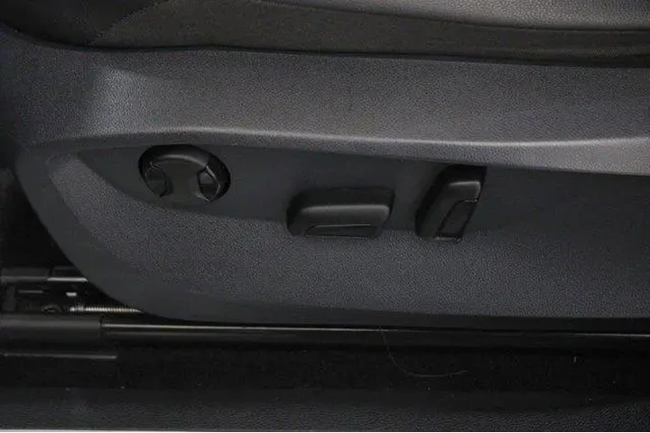 $22995 : Volkswagen Tiguan 2022 AWD S image 8