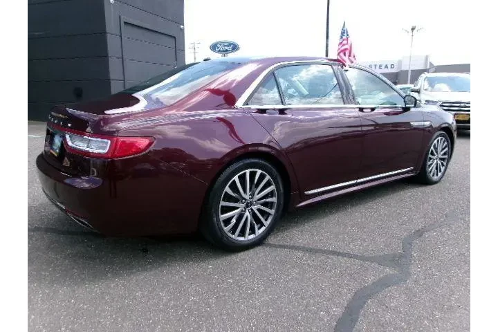 $23880 : Lincoln Continental 2017 AWD image 6