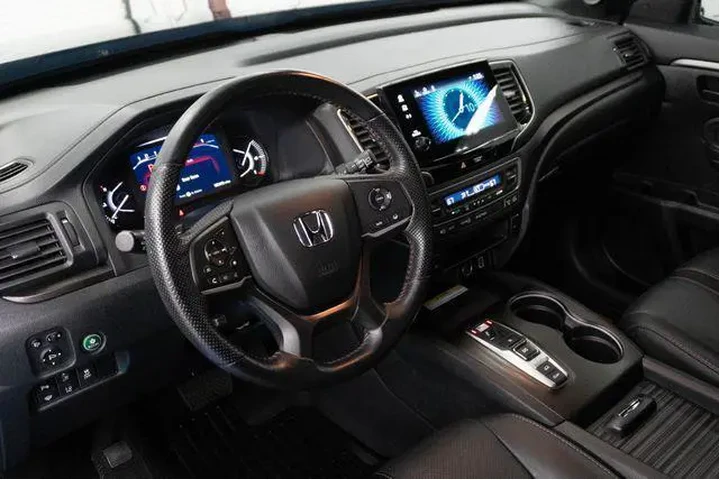 $38982 : Honda Passport 2023 AWD Trai image 3