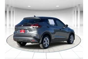$16244 : Nissan Kicks 2024 S 4dr Cros thumbnail