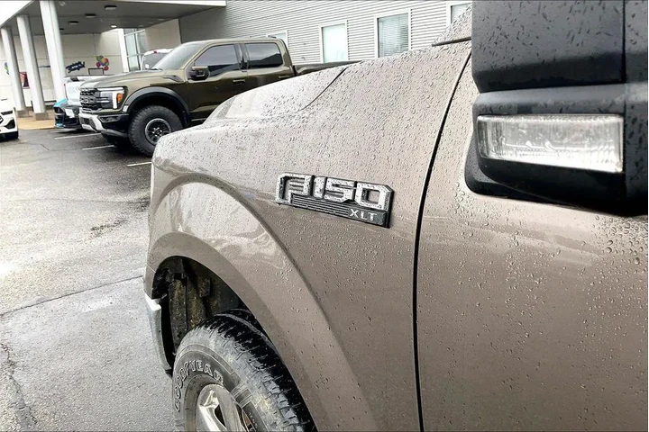 $27941 : Ford F-150 2020 4x4 XLT 4dr image 7