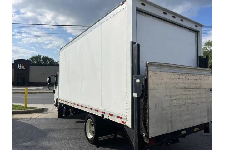 $16900 : 2018 NQR image 6