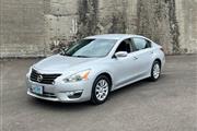 $7488 : 2013 Altima 2.5 S thumbnail