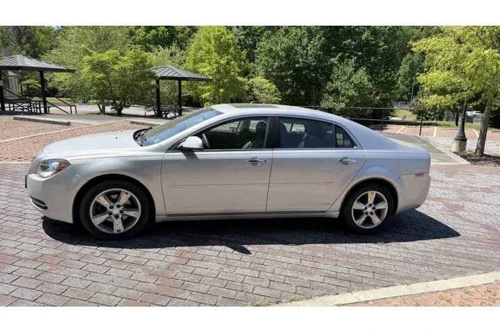 $3700 : 2012 Malibu LT image 6