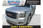 GMC Yukon XL 2019 4x2 SLE 4d en Hialeah