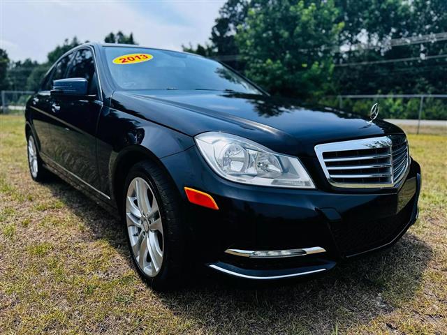 $11900 : 2013 MERCEDES-BENZ C-CLASS image 5