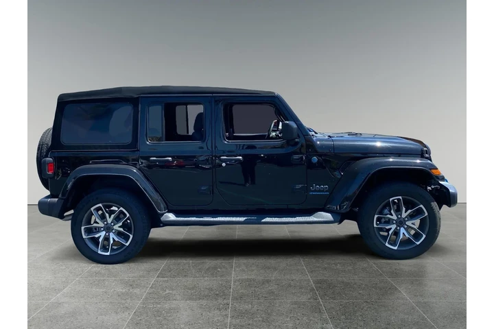 $33827 : Jeep Wrangler 2024 4x4 Willy image 6