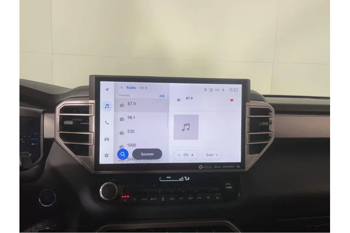 $62994 : Gold Certified2024 Sequoia Li image 6