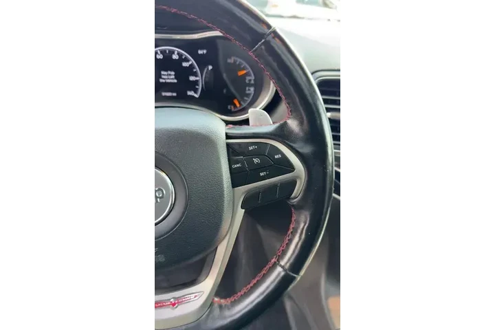 $24388 : Jeep Grand Cherokee 2020 4x4 image 10