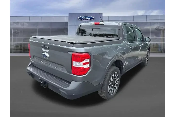 $32153 : Ford Maverick 2024 Lariat 4d image 4