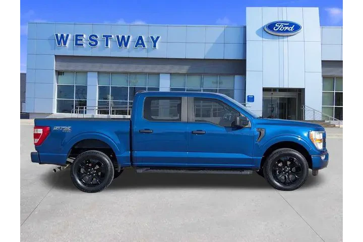 $36081 : Ford F-150 2022 4x4 XL 4dr S image 2