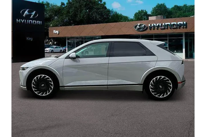 $37729 : Hyundai IONIQ 5 2024 AWD Lim image 3