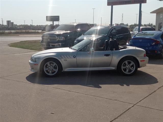 $10998 : 2002 Z3 image 8