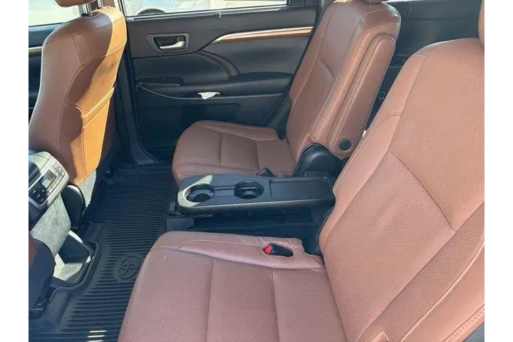 $24900 : Toyota Highlander 2017 AWD L image 9