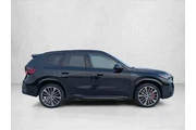 $33465 : BMW X1 2024 AWD xDrive28i 4d thumbnail