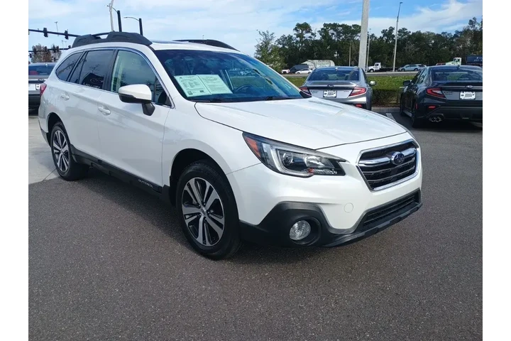 $15592 : Subaru Outback 2018 AWD 2.5i image 3