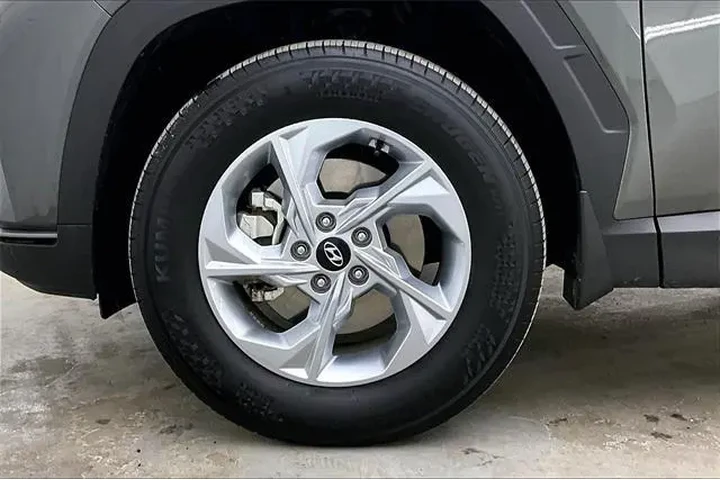 $20490 : Hyundai TUCSON 2023 AWD SE 4 image 10