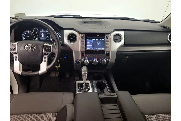$38998 : Toyota Tundra 2018 4x4 SR5 4 image 9