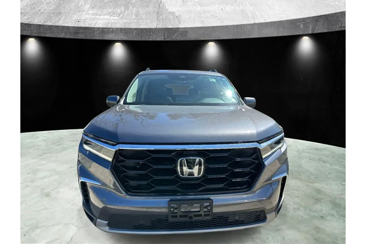 $38985 : Honda Pilot 2023 AWD Touring image 6