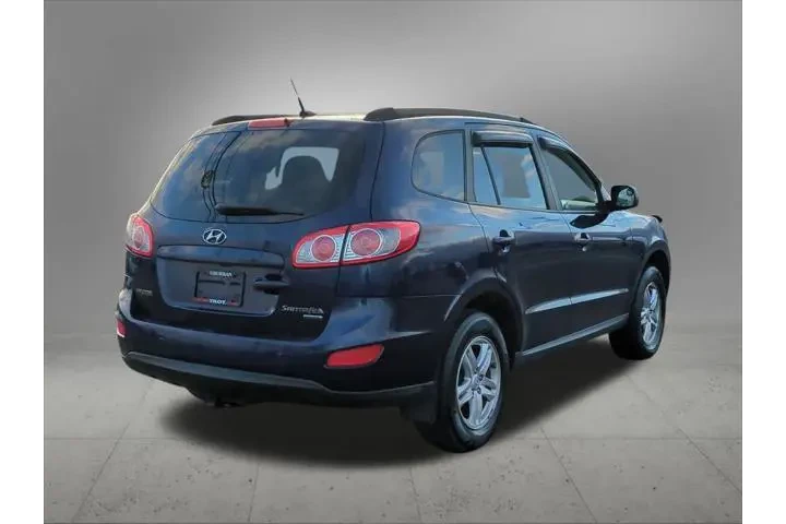 $4000 : Hyundai SANTA FE 2010 AWD GL image 6