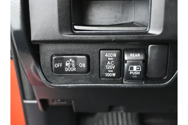 $27100 : Toyota Tacoma 2017 4x4 TRD P image 10