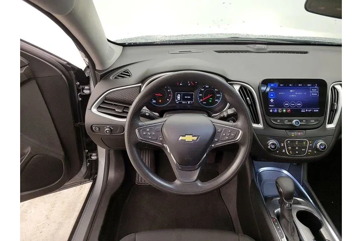 $19998 : Chevrolet Malibu 2023 LT 4dr image 10