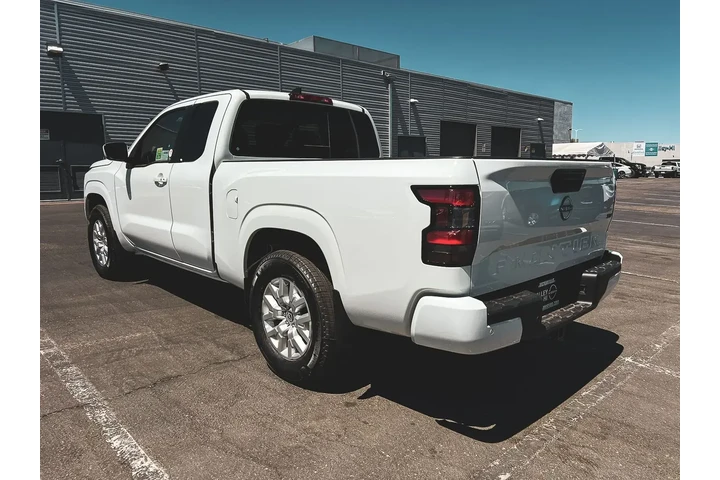 $28997 : Nissan Frontier 2024 4x2 SV image 4