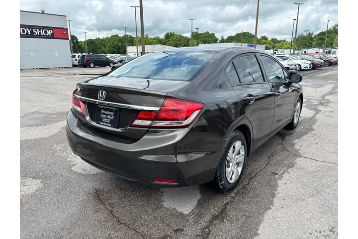 2014 Civic Sedan 4dr CVT LX image 2