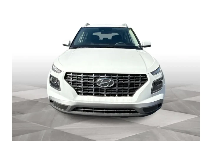 $17354 : Hyundai VENUE 2025 SEL 4dr C image 2