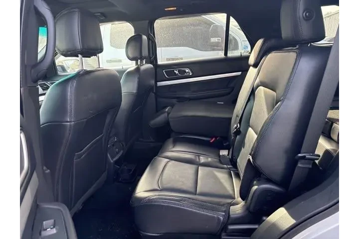 $10000 : Ford Explorer 2016 AWD XLT 4 image 9