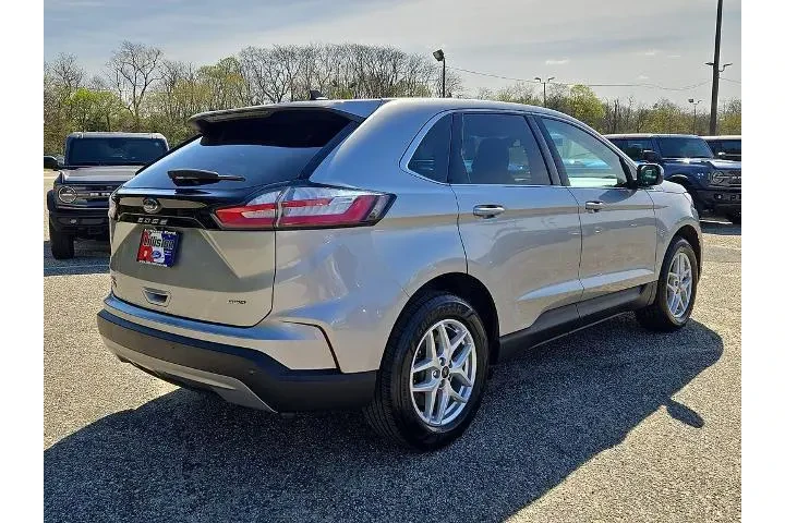 $22974 : Ford Edge 2023 AWD ST-Line 4 image 4