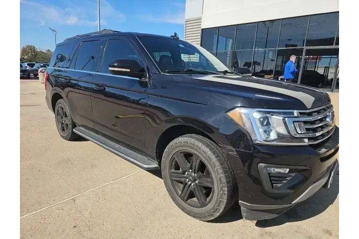 $32591 : Ford Expedition 2021 4x2 XLT image 1