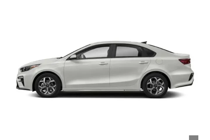 $14710 : Kia Forte 2021 LXS 4dr Sedan image 2