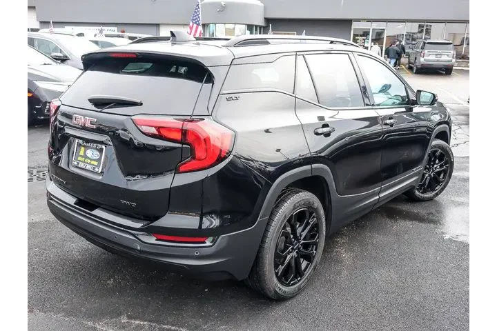$24870 : GMC Terrain 2021 4x4 SLT 4dr image 7