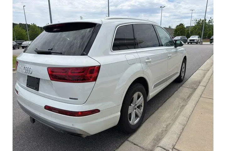 $23984 : Audi Q7 2019 AWD quattro SE image 6