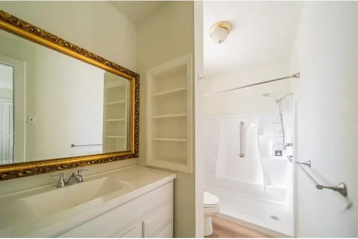 $900 : Acogedor dormitorio image 6