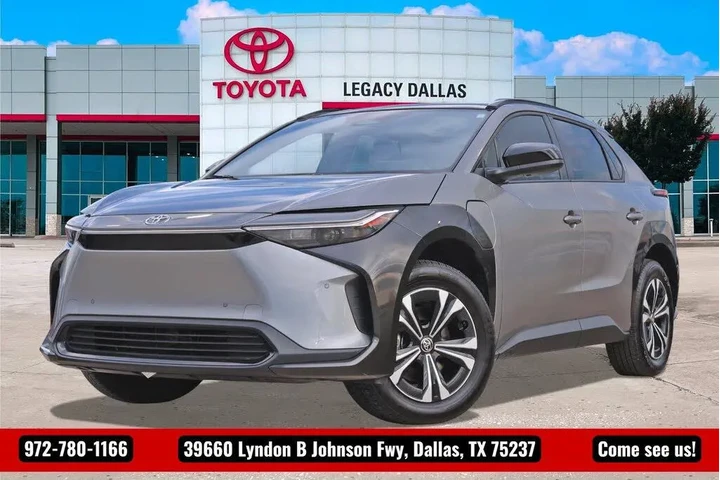 $28500 : Toyota bZ4X 2024 AWD XLE 4dr image 1