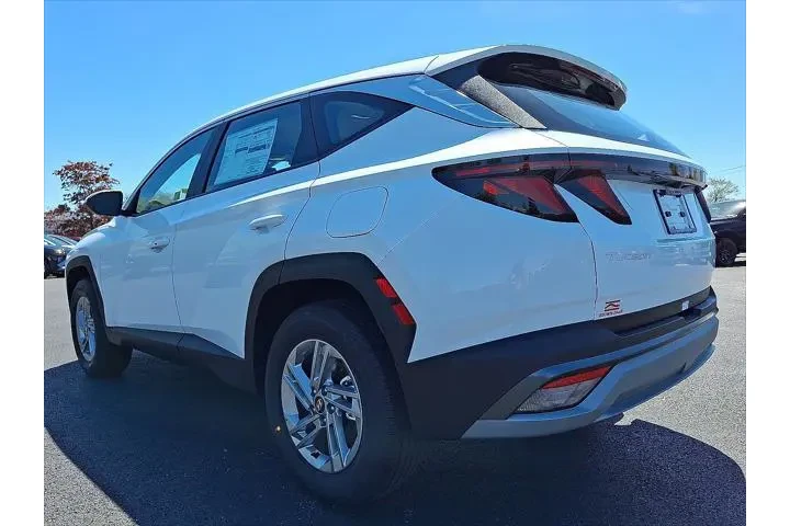 $30990 : Hyundai TUCSON 2025 AWD SE 4 image 3