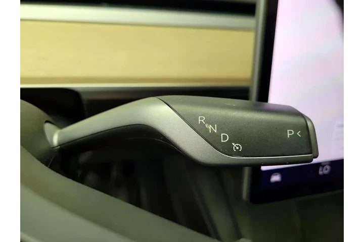$30998 : Tesla Model Y 2022 AWD Long image 10