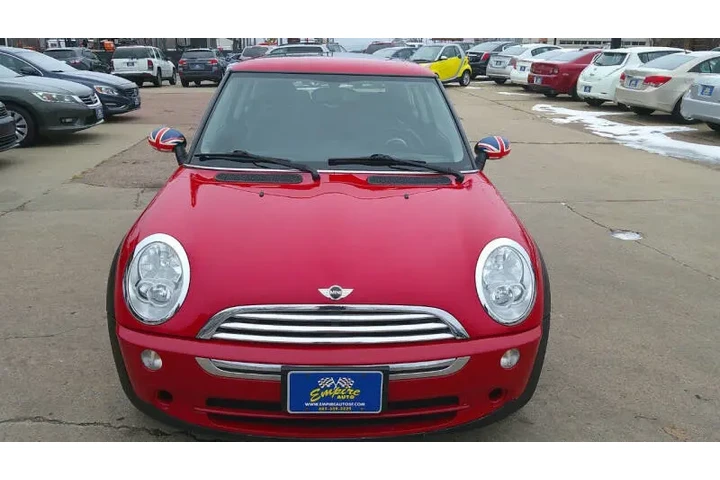 $5999 : 2005 MINI Cooper image 4