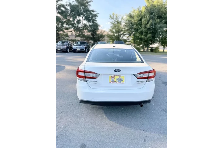 $8995 : 2017 Impreza 2.0i image 9