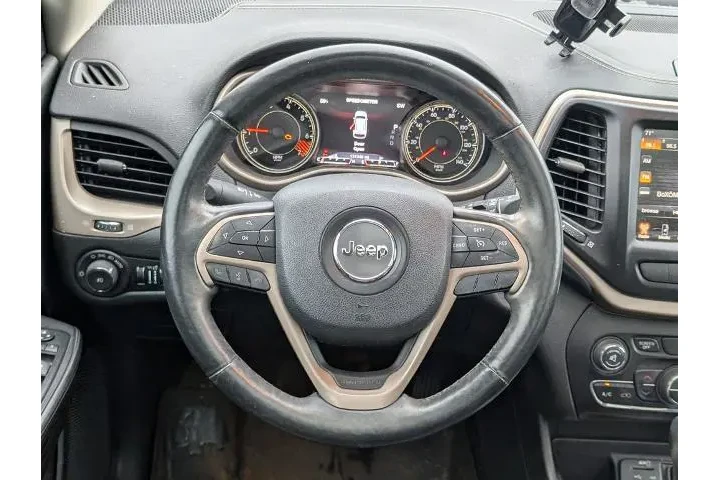 $10000 : Jeep Cherokee 2015 Limited 4 image 10